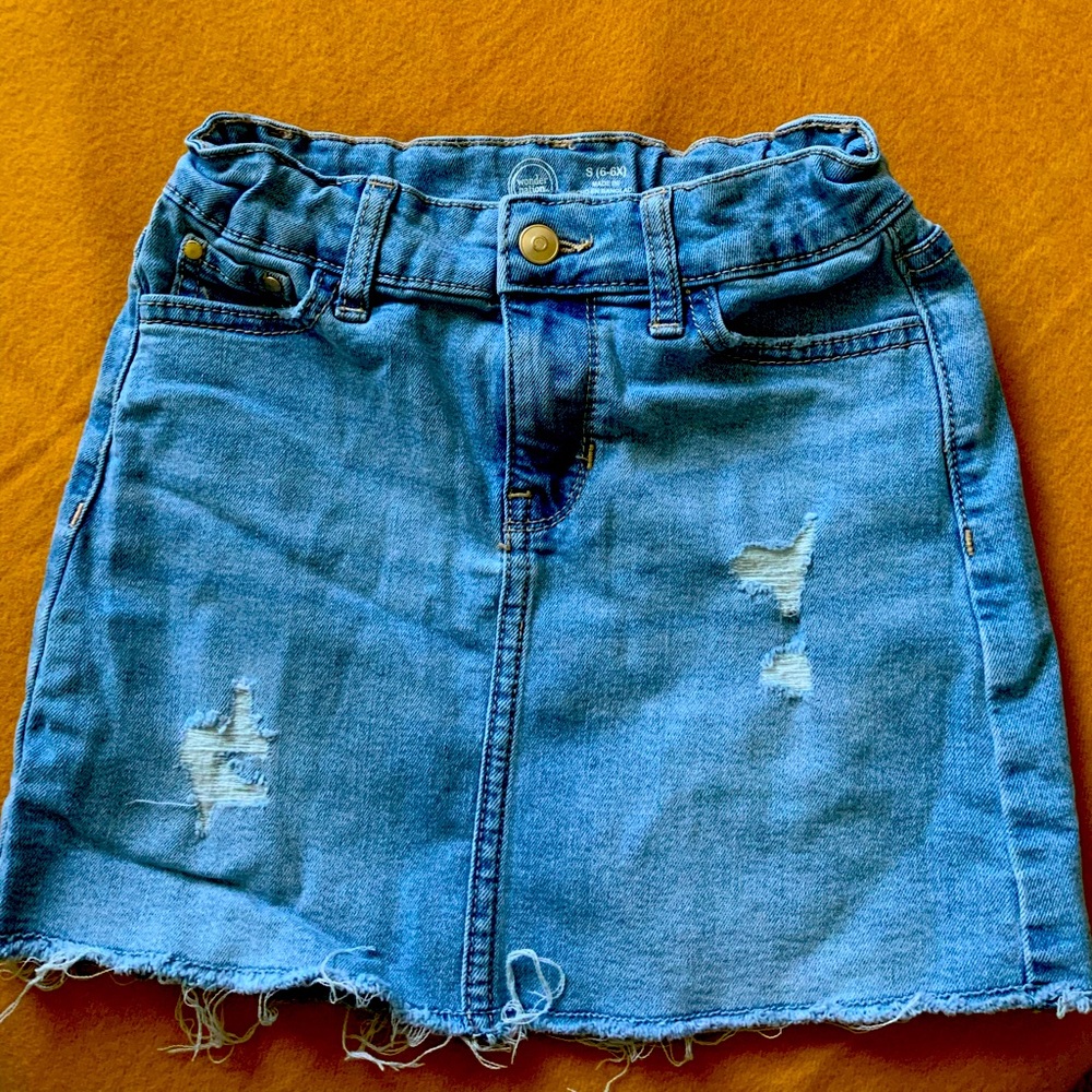 Girls denim skirt size 6/6X
